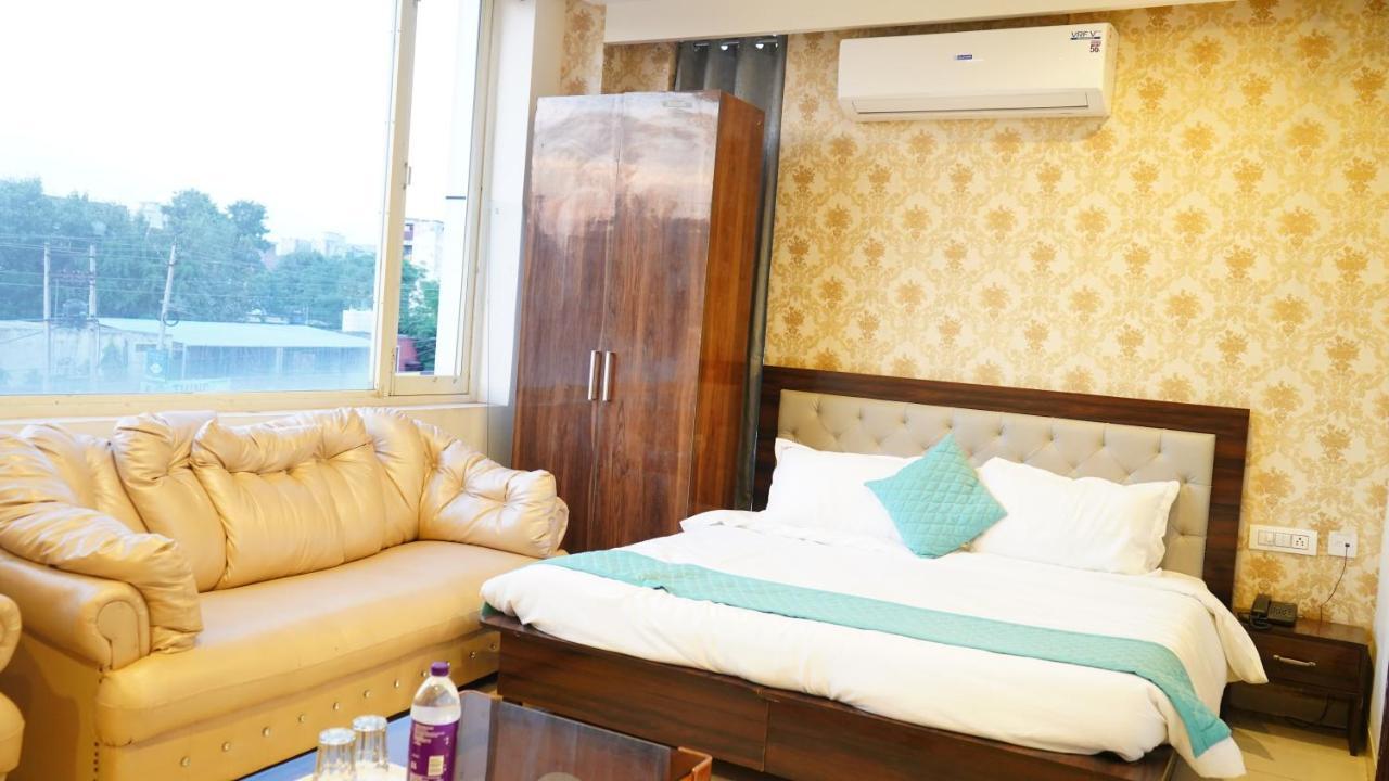 Aa Hotels & Resorts Zirakpur エクステリア 写真